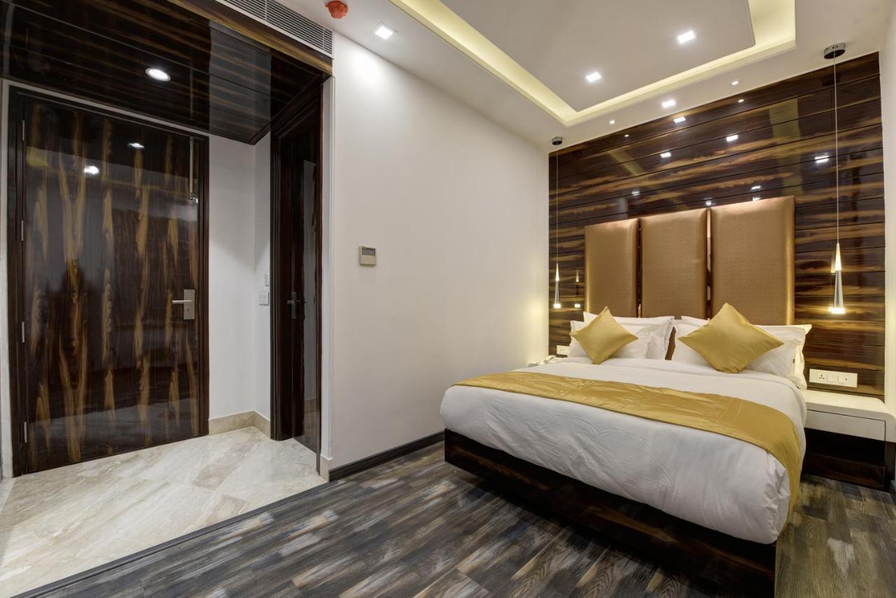 Golden Tree Hotel Noida Ngoại thất bức ảnh