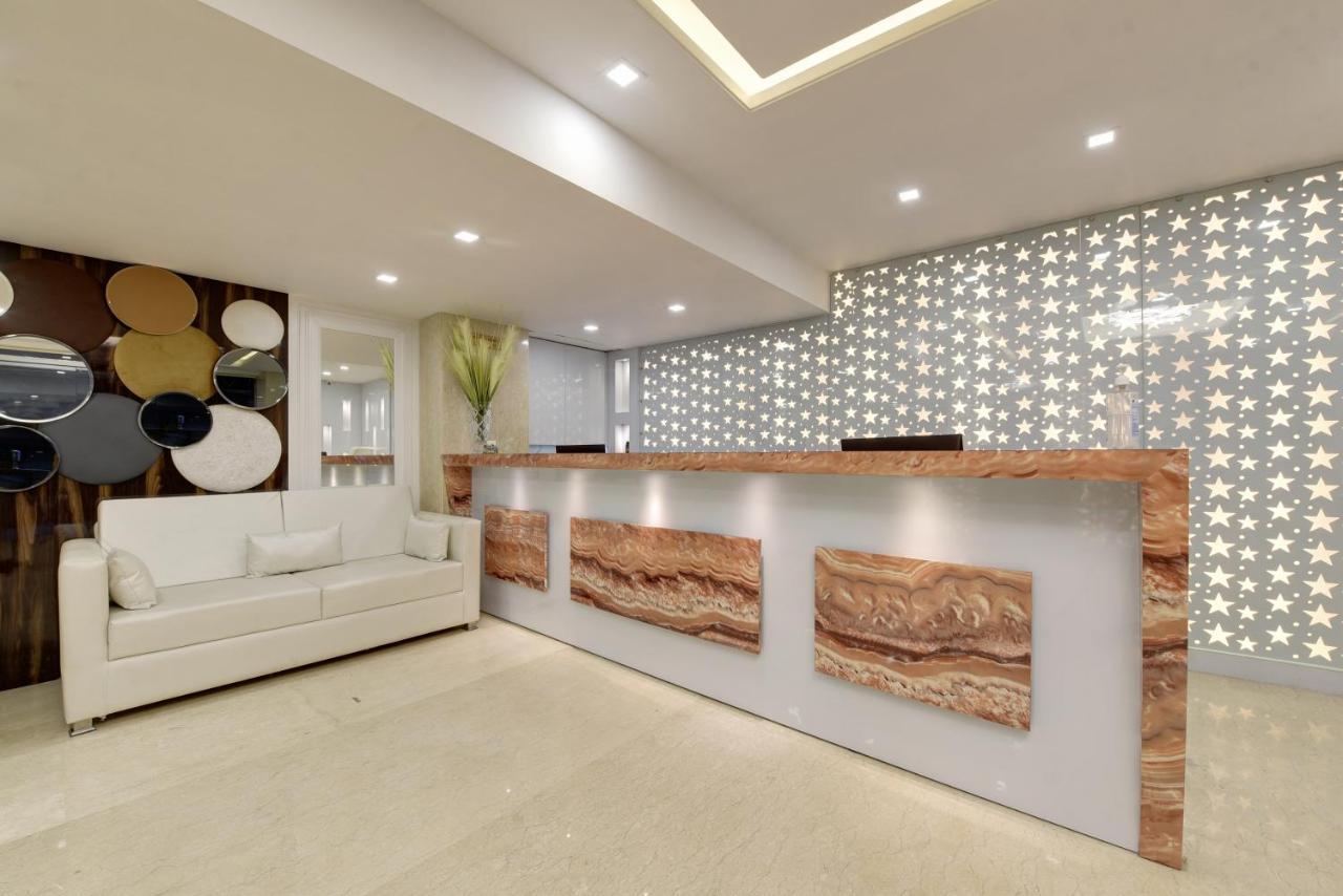 Golden Tree Hotel Noida Ngoại thất bức ảnh