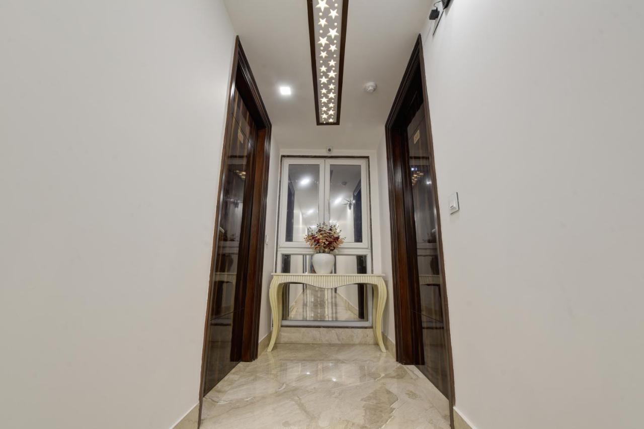 Golden Tree Hotel Noida Ngoại thất bức ảnh